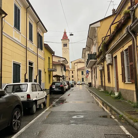 L'orologio Matto * Marina di Carrara